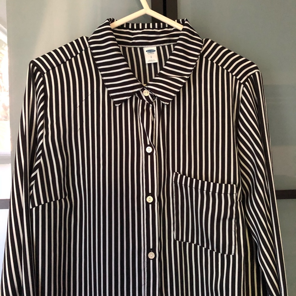 Black and White Striped Long Blouse - Old Navy SP